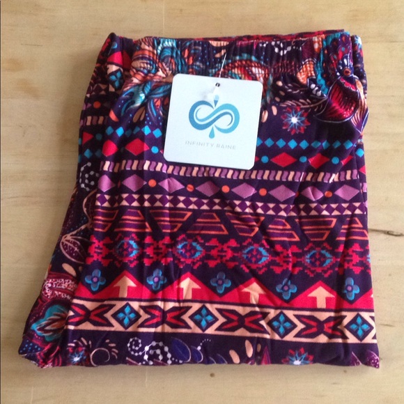 💥 LAST ONE 💥✨PLUS✨ Paisley Feather Mix Leggings - Picture 4 of 8